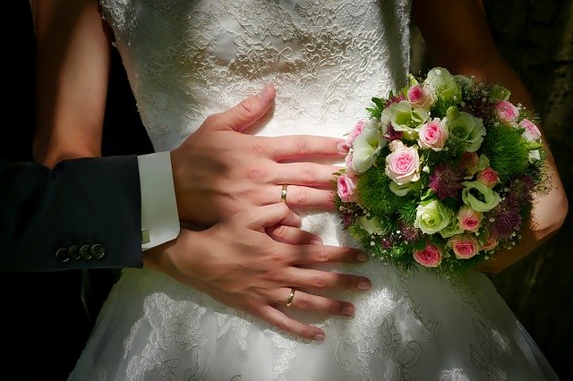 כמה צריכה לעלות טבעת נישואים?